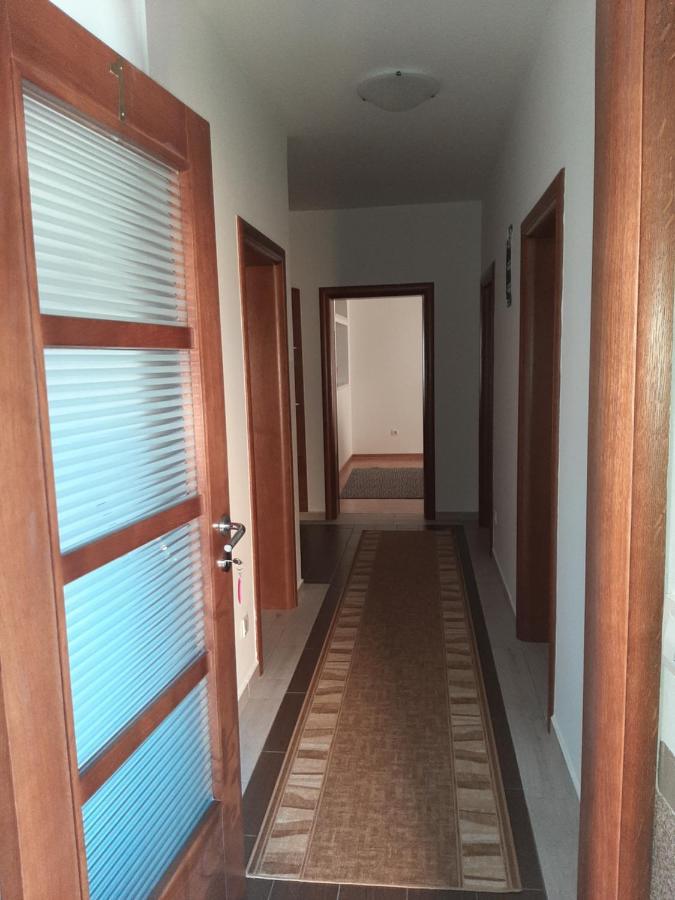 Apartmani Mia Vuksanovic Cetinje Exterior photo