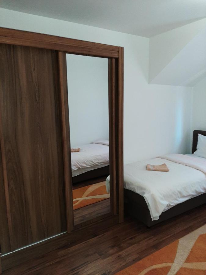 Apartmani Mia Vuksanovic Cetinje Room photo
