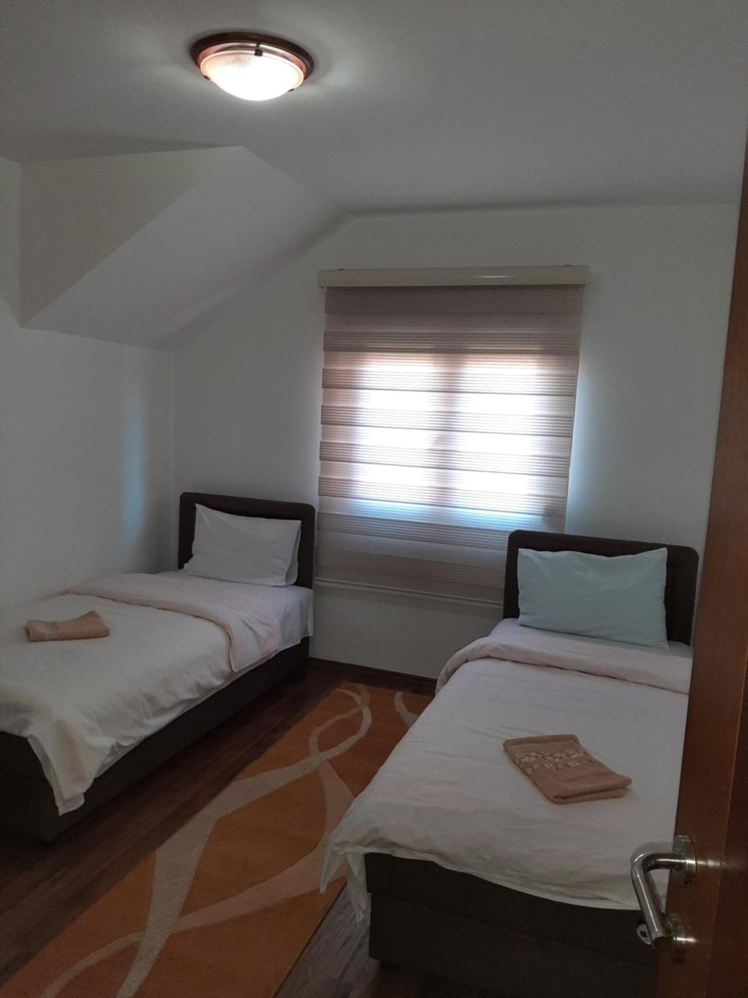 Apartmani Mia Vuksanovic Cetinje Room photo