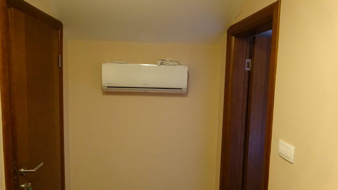 Apartmani Mia Vuksanovic Cetinje Exterior photo