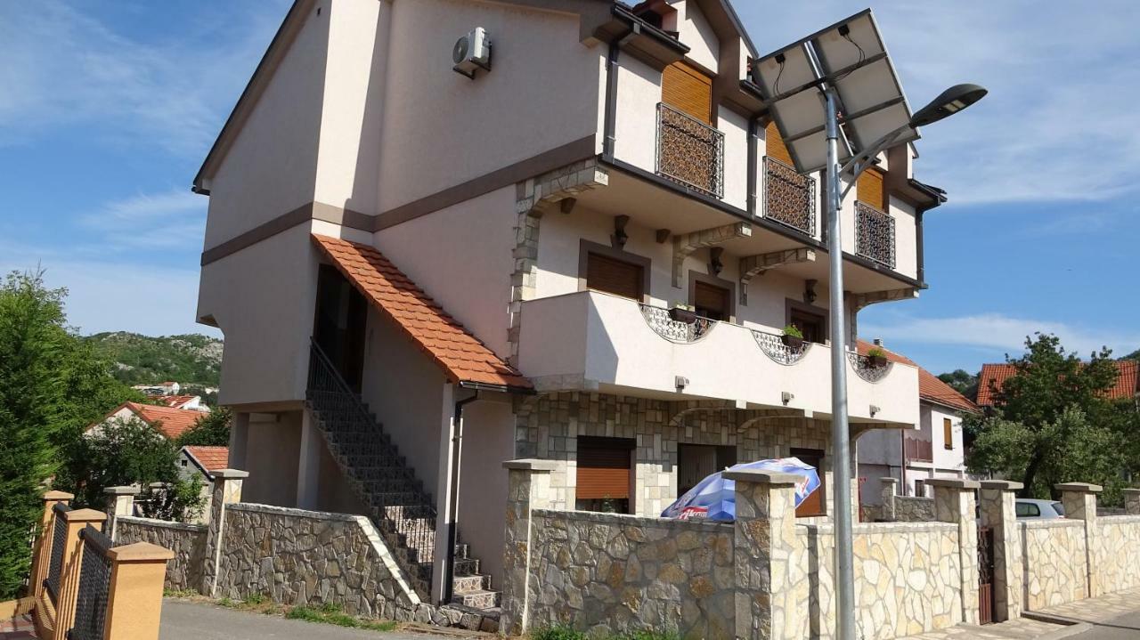 Apartmani Mia Vuksanovic Cetinje Room photo