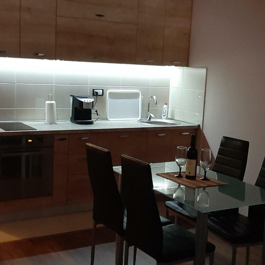 Apartmani Mia Vuksanovic Cetinje Exterior photo